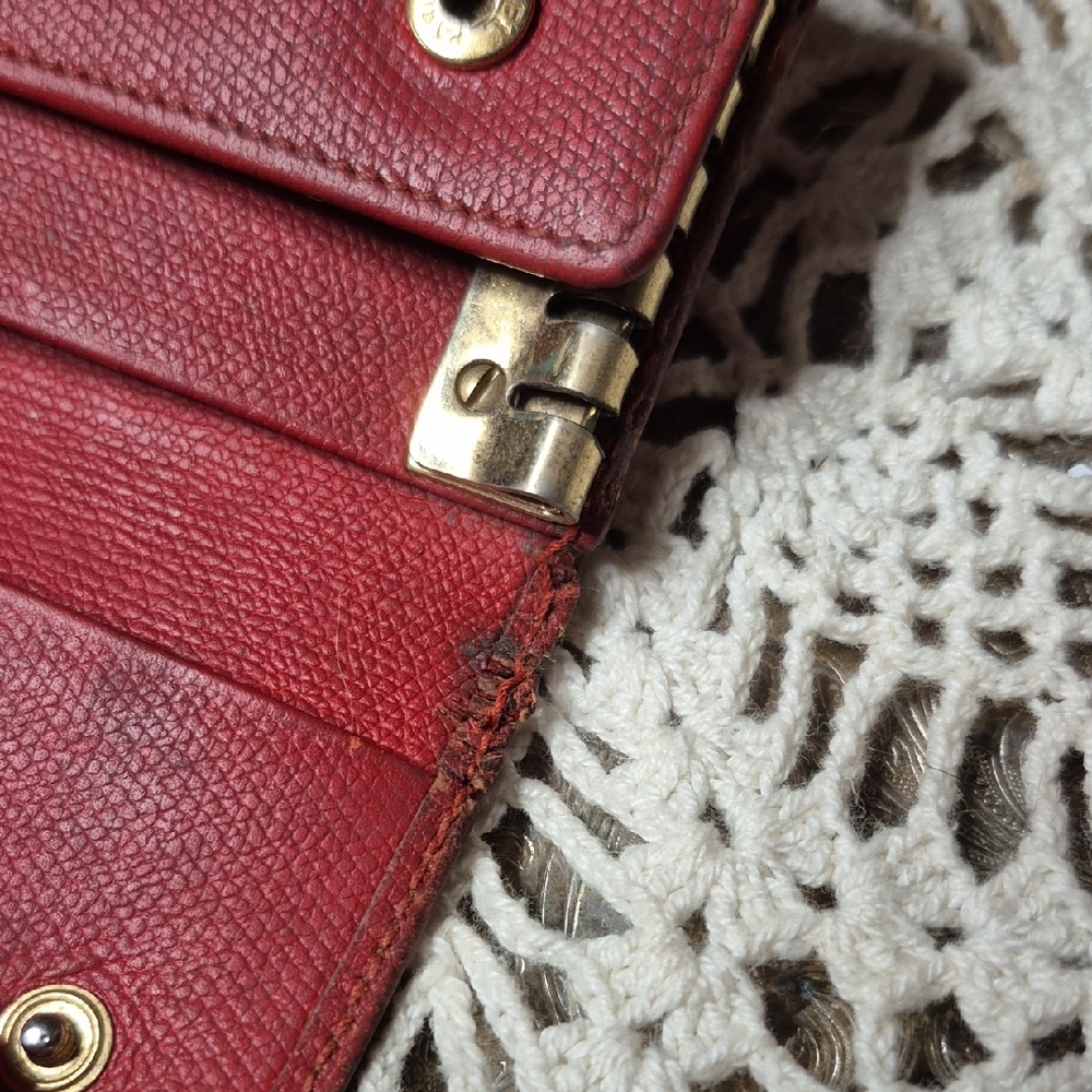 Authentic CHANEL Burgundy Textured Leather Button Key Card Wallet with Gold CC - Picture 4 of 12